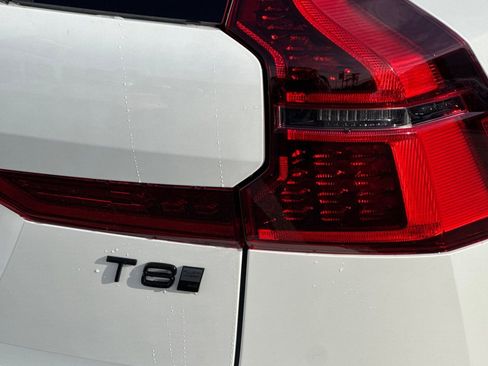 New 2026 Volvo XC60 T8 Ultra w/ Climate Package PRO AWD/4WD image 33