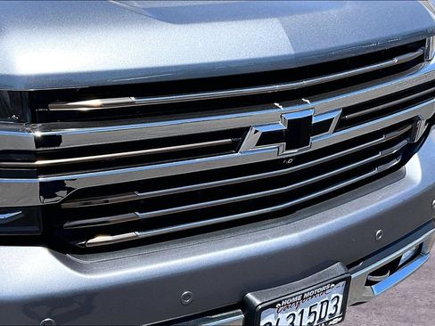 Used 2021 Chevrolet Silverado 1500 High Country w/ Technology Package AWD/4WD image 26