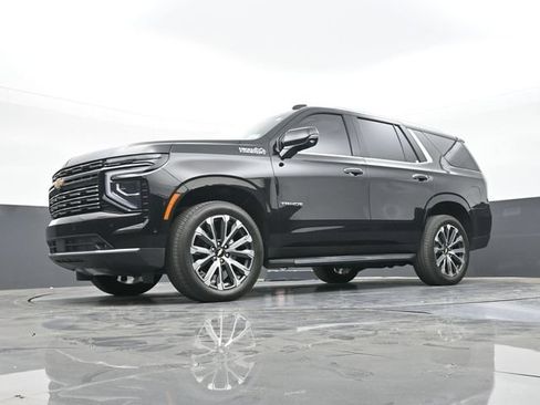 Used 2025 Chevrolet Tahoe High Country w/ Sun And Tow Package AWD/4WD image 60