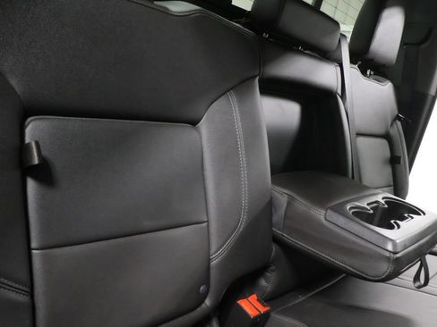 Used 2019 Chevrolet Silverado 1500 LT Trail Boss AWD/4WD image 24