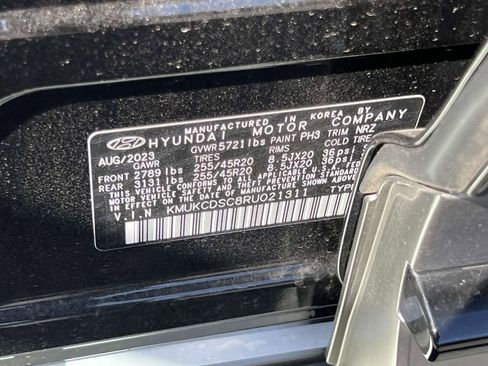 New 2024 Genesis GV60 Advanced image 18