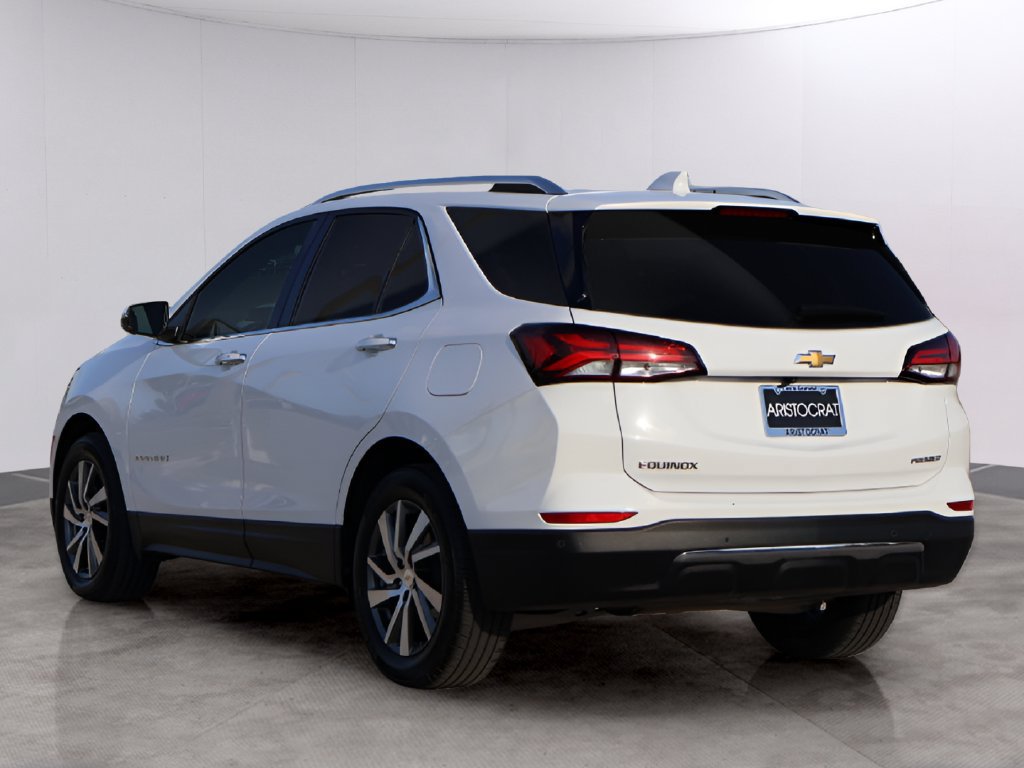 Used 2024 Chevrolet Equinox Premier FWD image 5