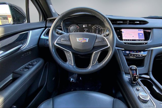 Used 2024 Cadillac XT5 Premium Luxury AWD/4WD image 4