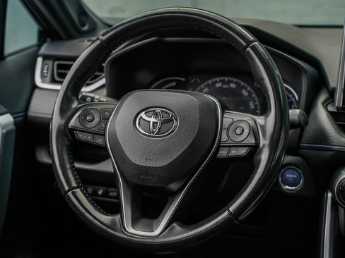 Used 2022 Toyota RAV4 XSE AWD/4WD image 15