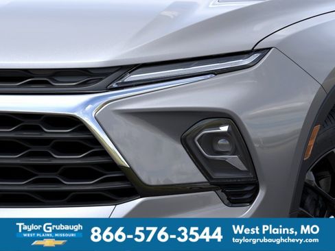New 2026 Chevrolet Blazer LT w/ Convenience Package FWD image 10