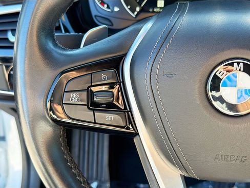 Used 2019 BMW 530i w/ Convenience Package image 38