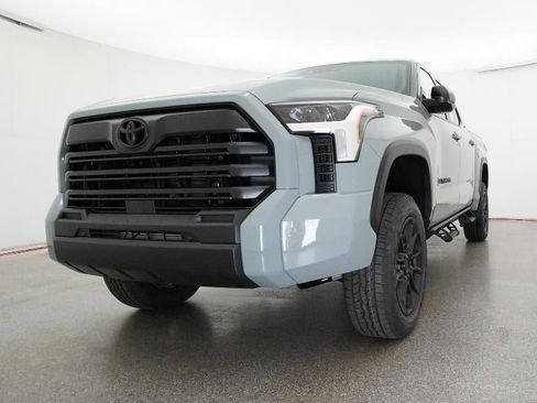 New 2026 Toyota Tundra SR5 AWD/4WD image 32