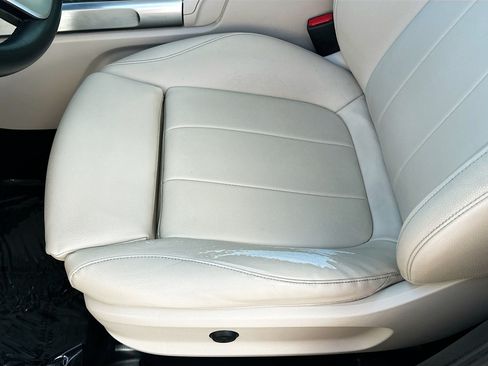 Used 2021 Mercedes-Benz GLB 250 image 18