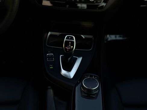 Used 2018 BMW 230i Coupe image 16