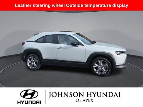 Used 2022 MAZDA MX-30 Electric w/ Premium Package image 10
