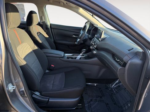 Used 2024 Nissan Sentra SR image 19