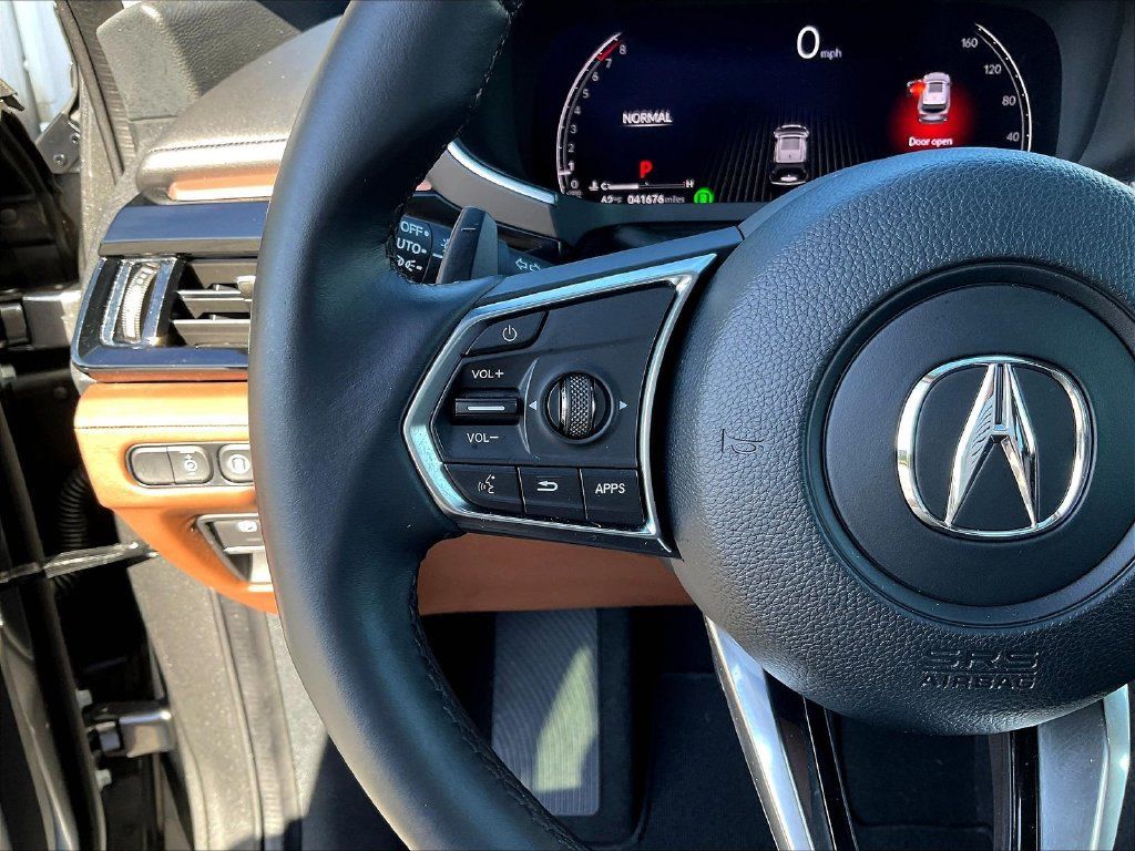 Certified 2024 Acura MDX w/ Technology Package AWD/4WD image 13
