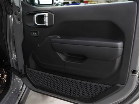 Used 2023 Jeep Wrangler Unlimited Rubicon 4xe w/ Cold Weather Group image 9