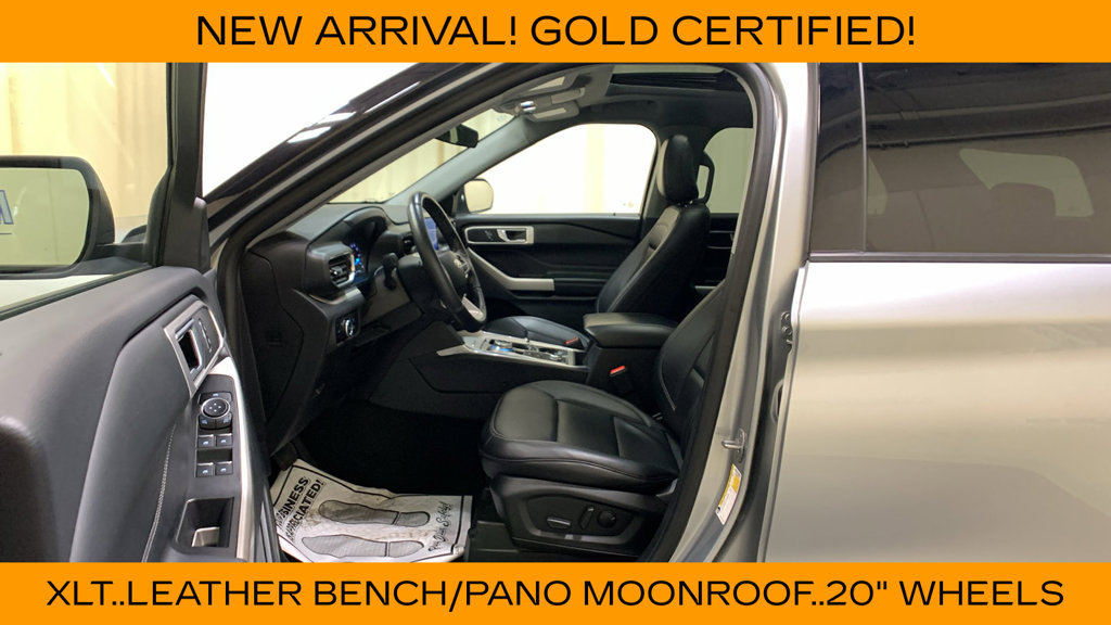 Used 2023 Ford Explorer XLT w/ Equipment Group 202A AWD/4WD image 31