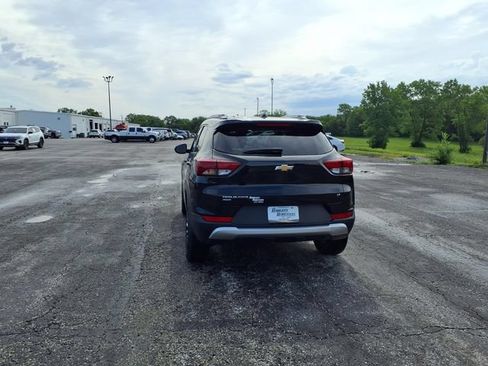 Used 2025 Chevrolet TrailBlazer LT AWD/4WD image 23