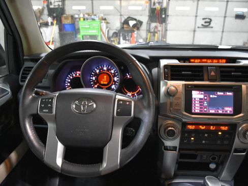 Used 2013 Toyota 4Runner Limited RWD image 39