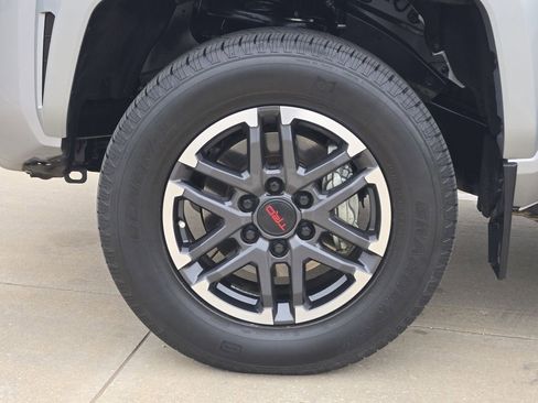 Used 2024 Toyota Tacoma TRD Sport AWD/4WD image 13