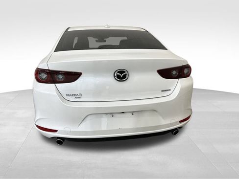 Used 2022 MAZDA MAZDA3 s image 4