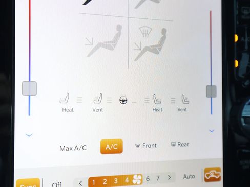 Used 2022 RAM 1500 Limited image 17