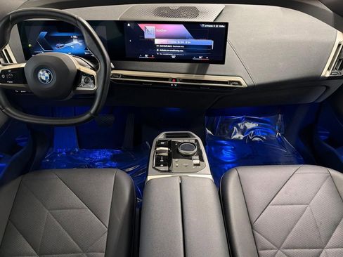 Certified 2023 BMW iX xDrive50 w/ Convenience Package image 15