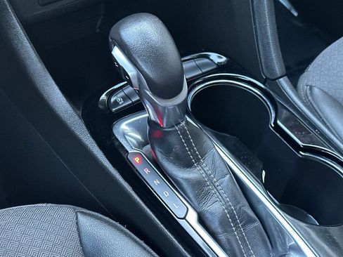 Used 2023 Buick Encore GX Preferred image 28