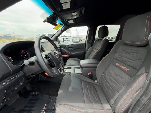 Used 2026 Nissan Frontier PRO-4X AWD/4WD image 11