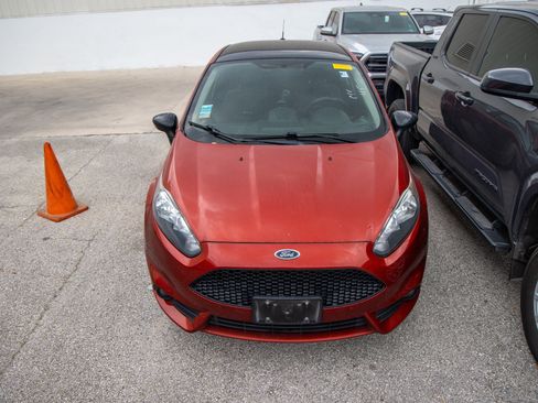 Used 2019 Ford Fiesta ST-Line image 5
