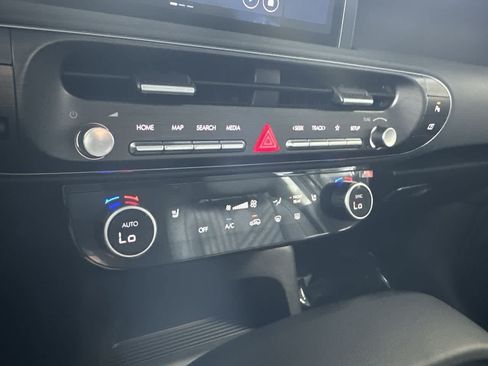 Used 2026 Hyundai Palisade SEL FWD image 20