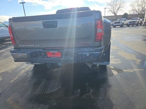 Used 2011 GMC Sierra 3500 SLT w/ SLT Convenience Package image 63