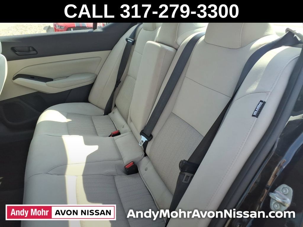 Used 2025 Nissan Altima 2.5 SV AWD/4WD image 38