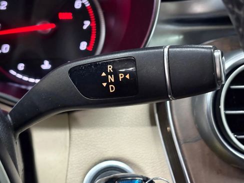 Used 2018 Mercedes-Benz C 300 4MATIC Sedan image 35