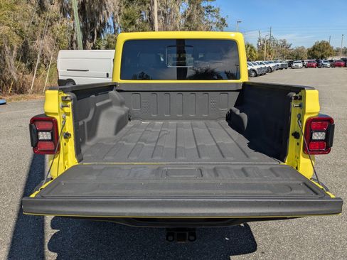 Certified 2023 Jeep Gladiator Rubicon w/ LED Lighting Group image 12