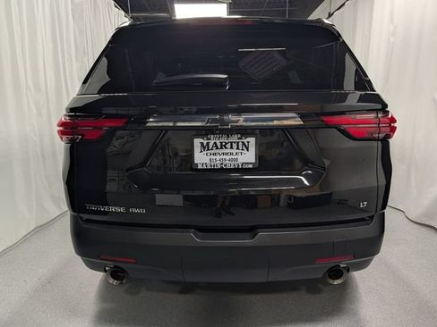 Used 2023 Chevrolet Traverse LT w/ LT Premium Package AWD/4WD image 4