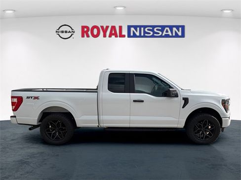Used 2023 Ford F150 XL w/ STX Appearance Package image 9