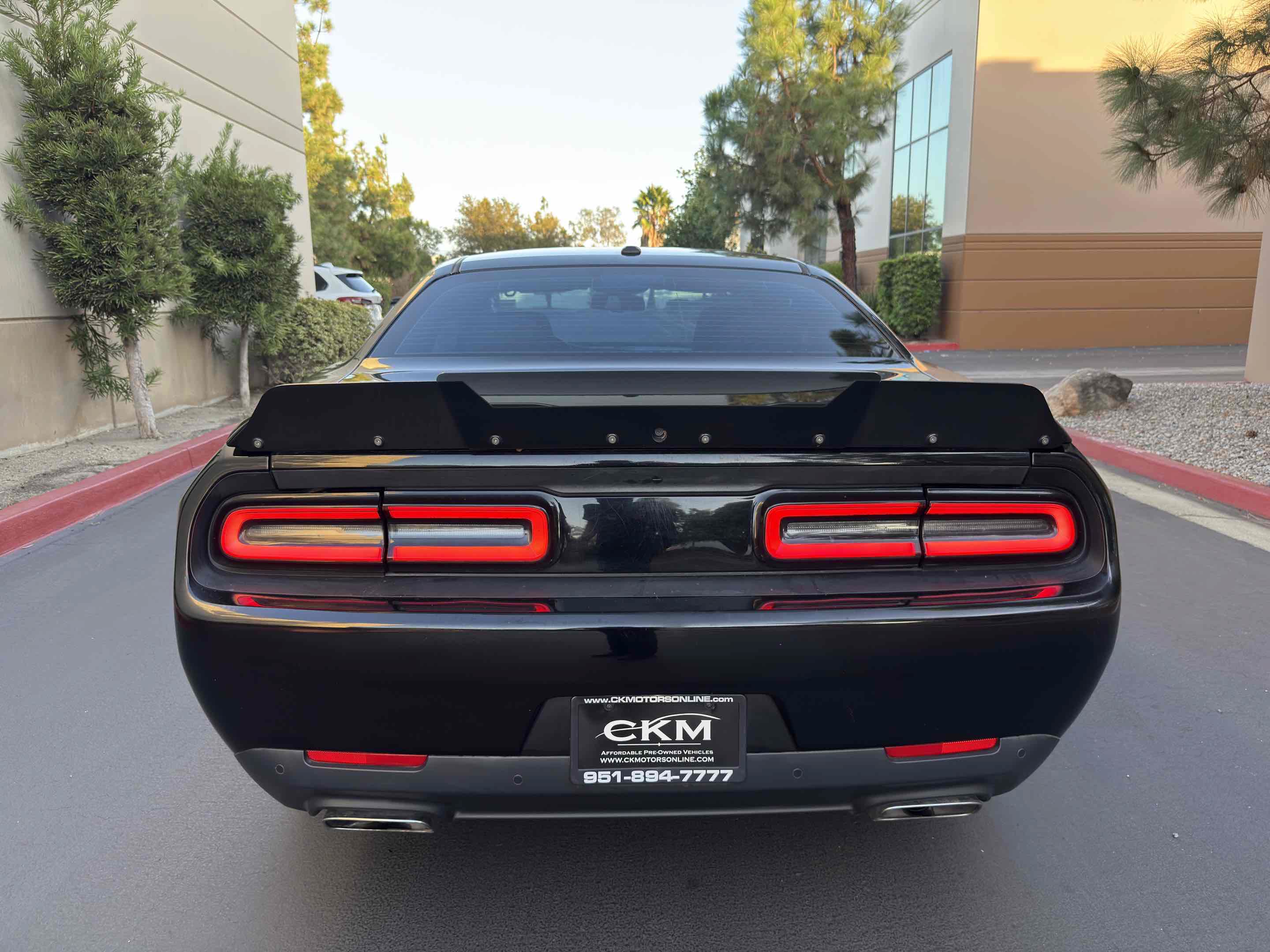 Used 2018 Dodge Challenger R/T RWD image 11