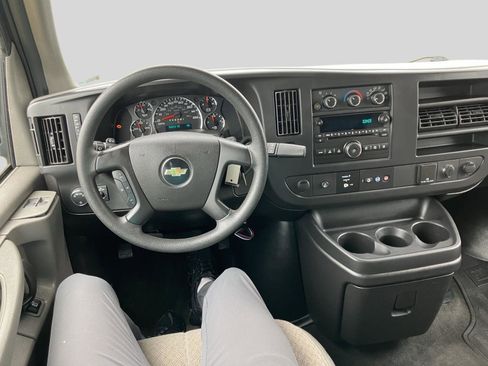 Used 2015 Chevrolet Express 3500 LT w/ LT Preferred Equipment Group image 14
