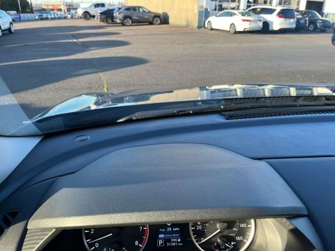 Used 2025 Nissan Sentra S image 32