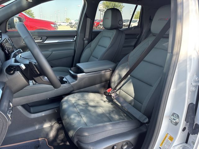 New 2026 GMC Terrain AT4 AWD/4WD image 19