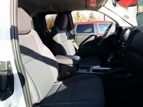 Used 2023 Nissan Frontier S w/ Technology Package image 22