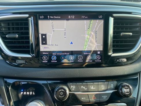 Used 2020 Chrysler Pacifica Touring-L Plus FWD image 13