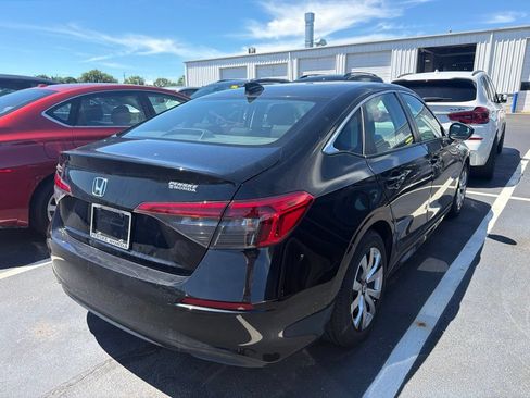 Used 2023 Honda Civic LX image 3