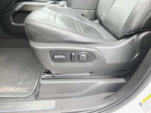 Used 2020 GMC Sierra 1500 Denali w/ Technology Package image 46