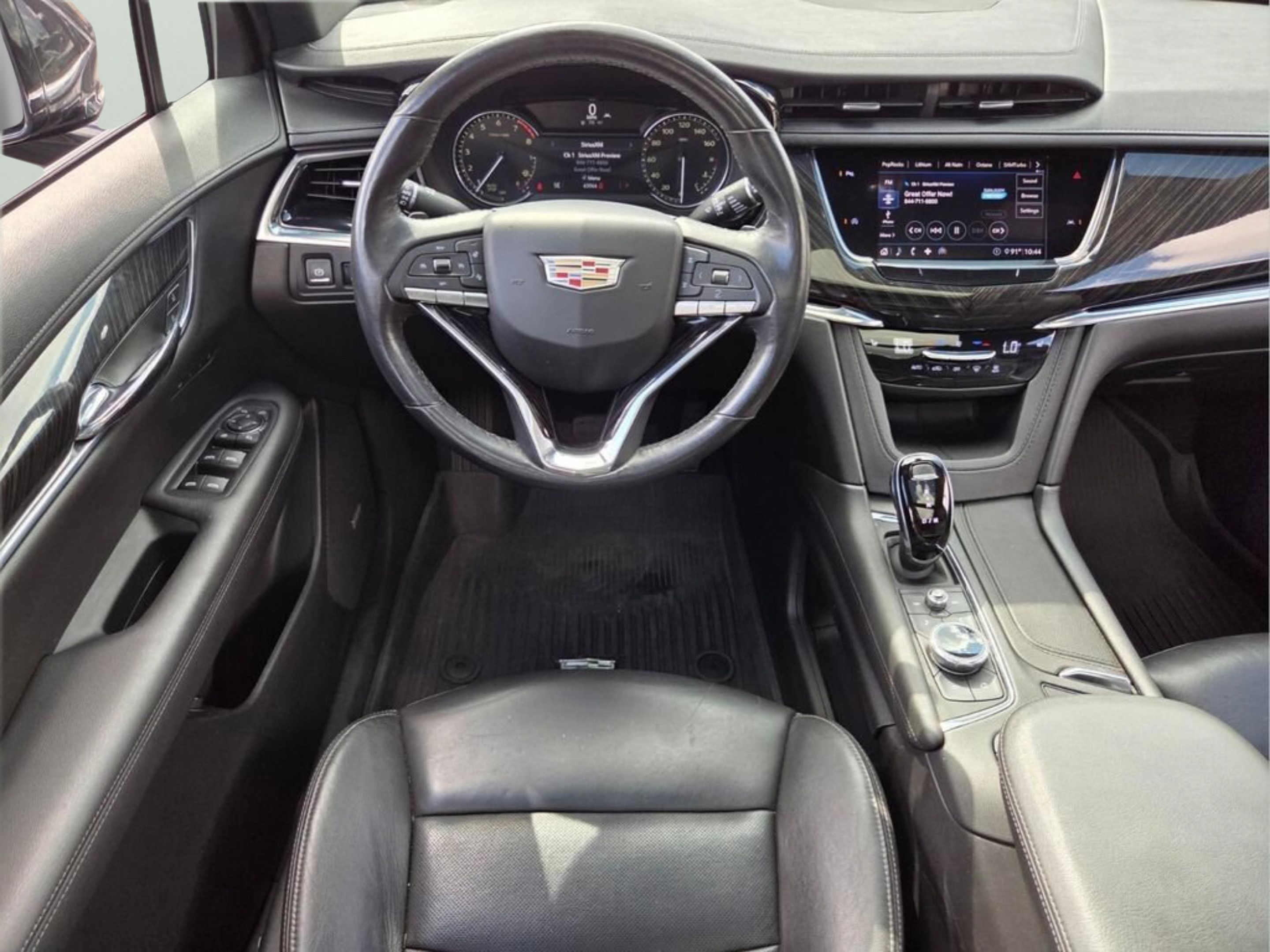 Used 2020 Cadillac XT6 Premium Luxury FWD image 13