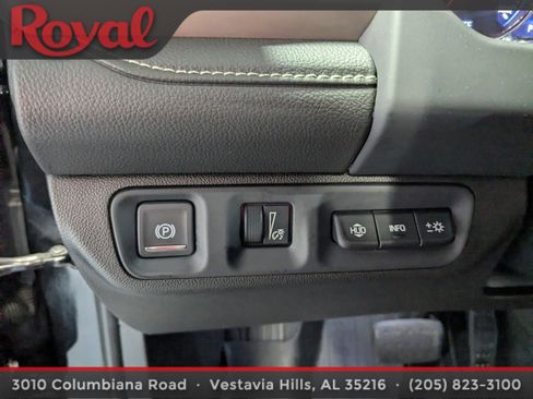 Used 2023 GMC Acadia Denali w/ Denali Ultimate Package image 22