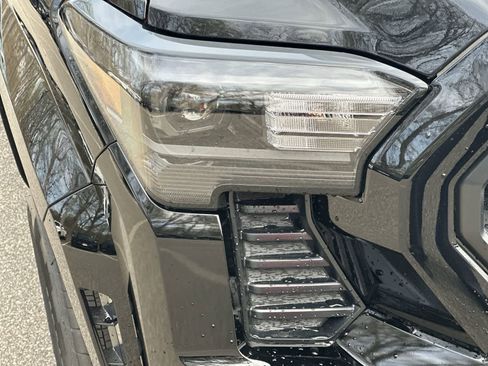 New 2026 Toyota Tacoma SR5 AWD/4WD image 13
