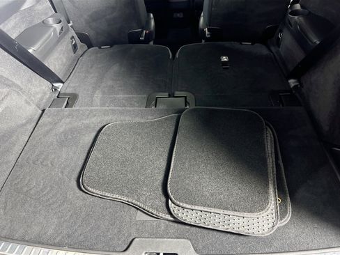 Used 2023 Volvo XC90 B6 Plus w/ Protection Package Premier image 28