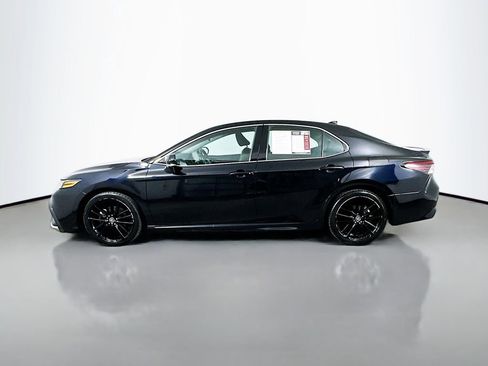 Used 2024 Toyota Camry XSE FWD image 5