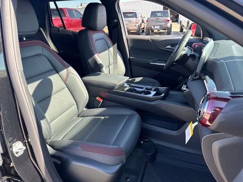 New 2026 Chevrolet Equinox RS w/ LPO, Floor Liner Package image 13