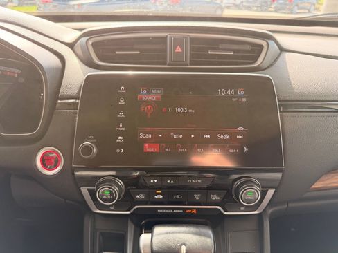 Used 2018 Honda CR-V Touring image 24