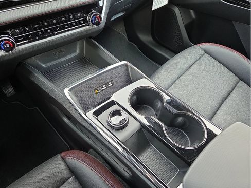 New 2026 Chevrolet Equinox RS w/ Convenience Package III image 25